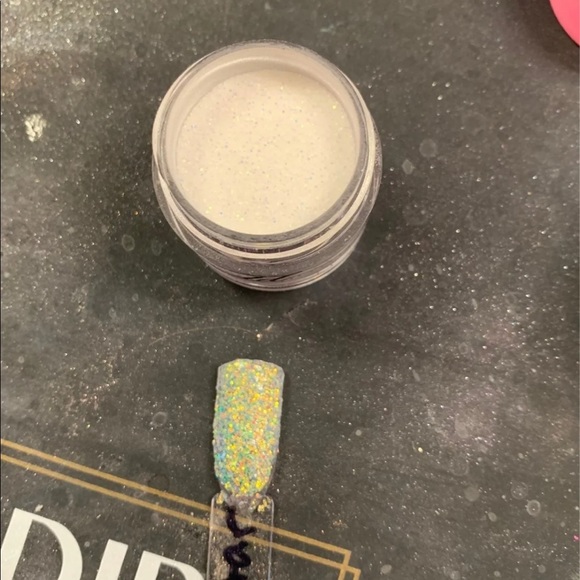 Small batch nail dips - Picture 4 of 4